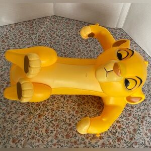 Disney Parks Simba Popcorn Bucket.